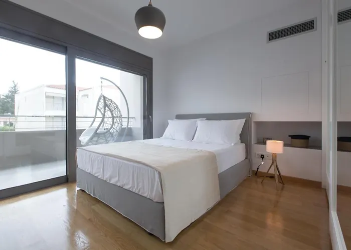 Deluxe 2-bedroom In The Heart Of Lejlighed