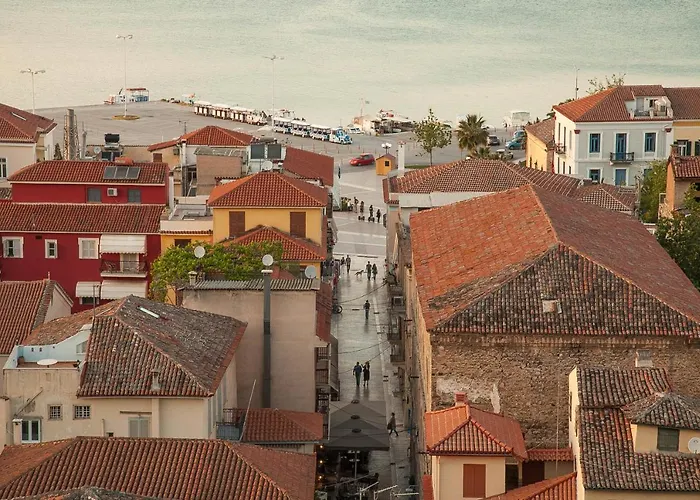 Deluxe 2-bedroom In The Heart Of Náuplia